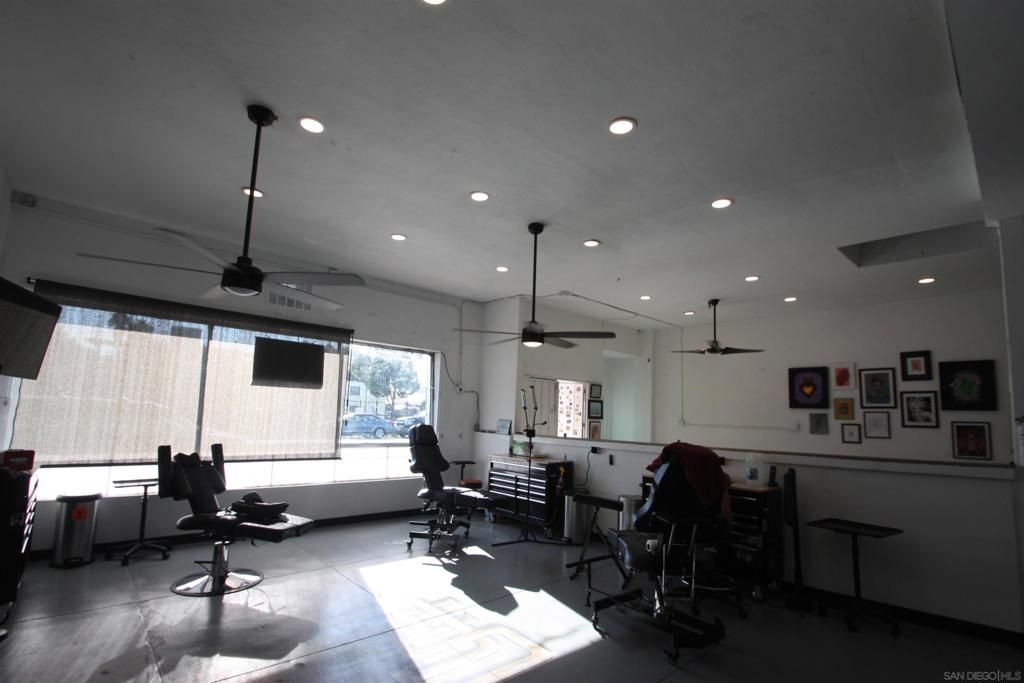 3660 Main St, San Diego, CA 92113 — photo 4