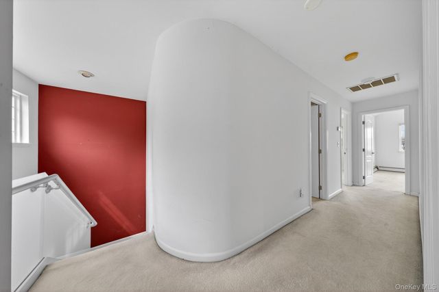 82B Inwood Road, Port Washington, NY 11050