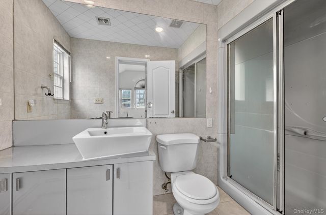 82B Inwood Road, Port Washington, NY 11050