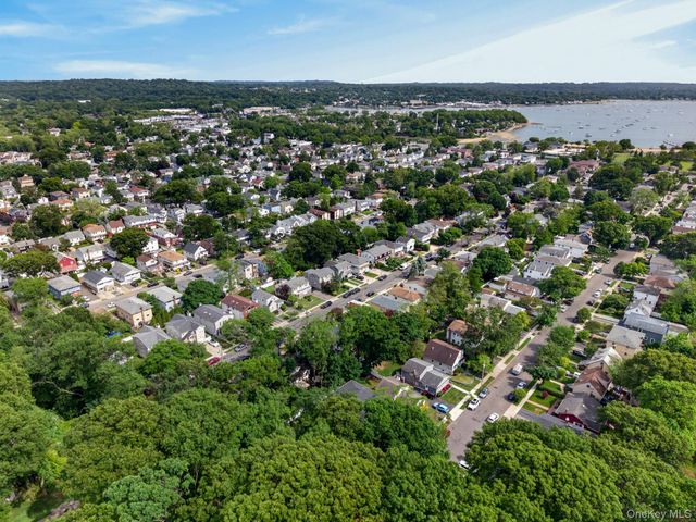 82B Inwood Road, Port Washington, NY 11050