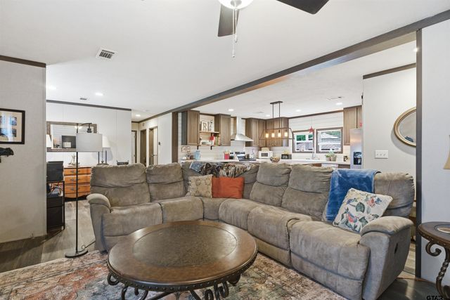 11207 County Road 2183, Whitehouse, TX 75791