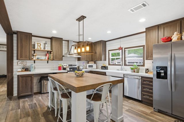 11207 County Road 2183, Whitehouse, TX 75791