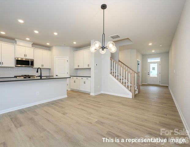 10112 Mamillion Drive, Huntersville, NC 28078