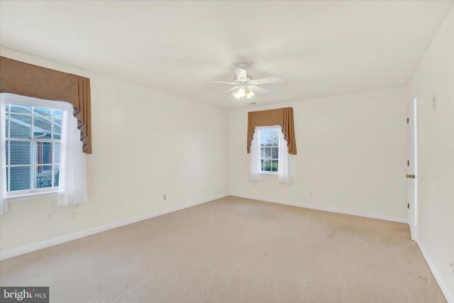 4114 WOODSPRING LN, York, PA 17402