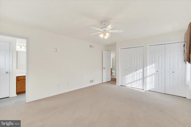 4114 WOODSPRING LN, York, PA 17402