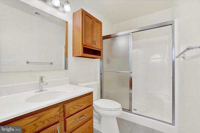 4114 WOODSPRING LN, York, PA 17402