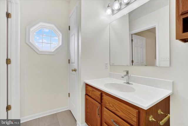 4114 WOODSPRING LN, York, PA 17402