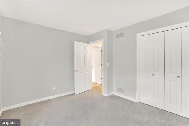 4114 WOODSPRING LN, York, PA 17402