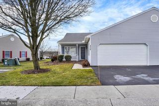 4114 WOODSPRING LN, York, PA 17402