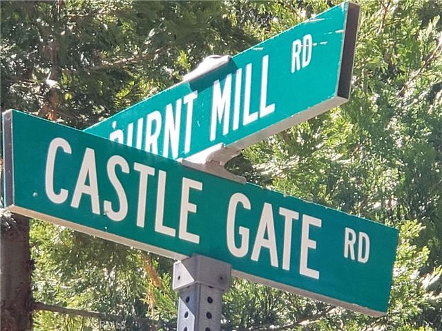 330 Castle Gate Road, Lake Arrowhead, CA 92352