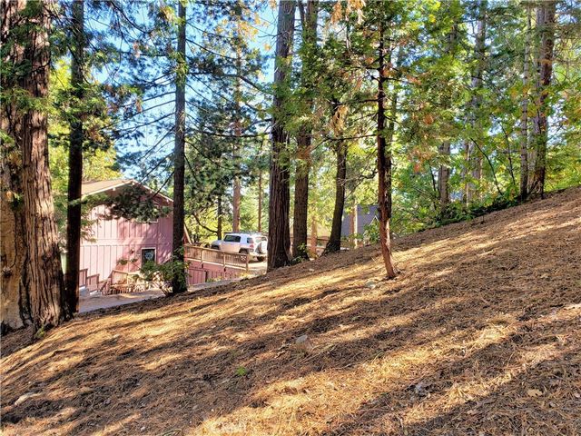 330 Castle Gate Road, Lake Arrowhead, CA 92352