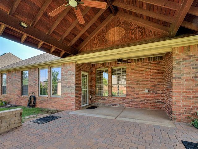 2933 Firewheel Road, Edmond, OK 73013