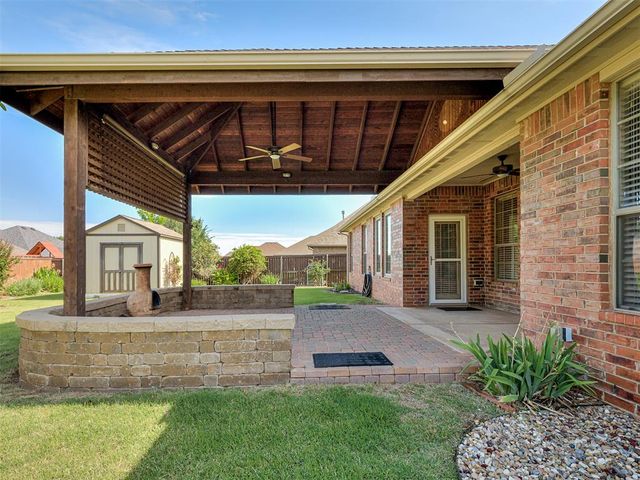 2933 Firewheel Road, Edmond, OK 73013