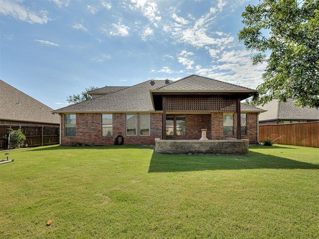 2933 Firewheel Road, Edmond, OK 73013
