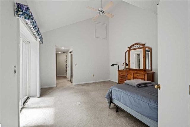 254 Captain Eames Cir 254, Ashland, MA 01721