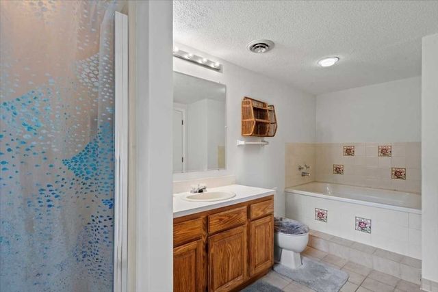254 Captain Eames Cir 254, Ashland, MA 01721