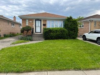 4249 N Sayre Avenue, Norridge, IL 60706