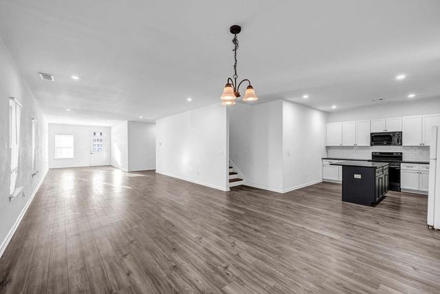 2738 Chamberlain Court, Lawrenceville, GA 30044