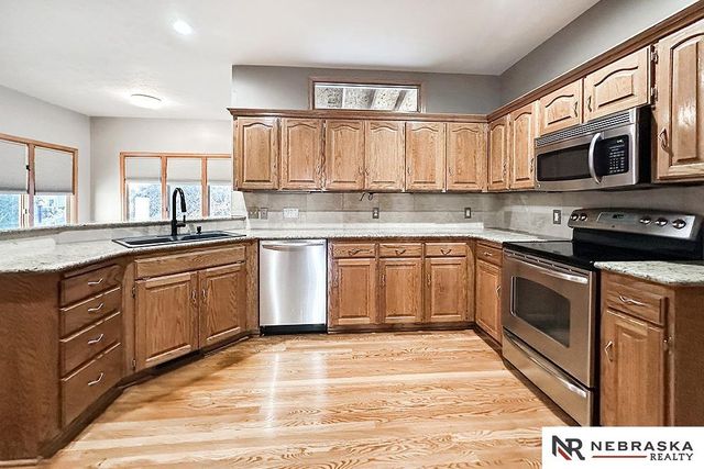 5080 S 172nd Street, Omaha, NE 68135