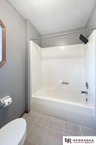 5080 S 172nd Street, Omaha, NE 68135