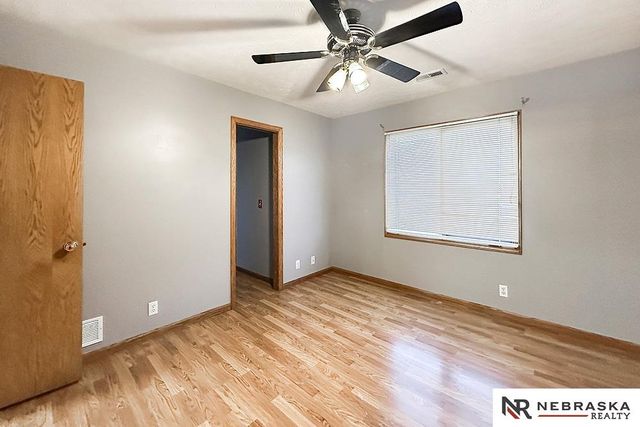 5080 S 172nd Street, Omaha, NE 68135