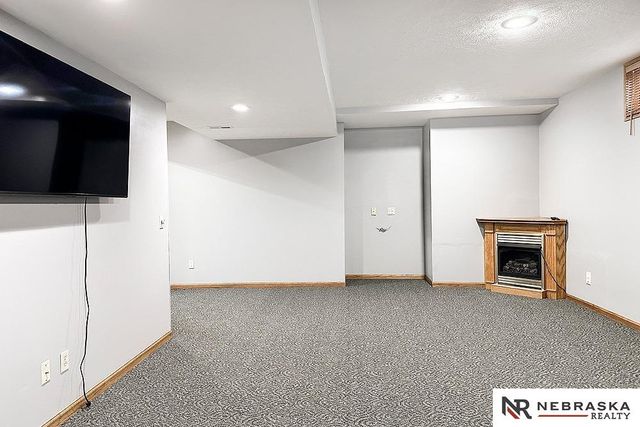 5080 S 172nd Street, Omaha, NE 68135