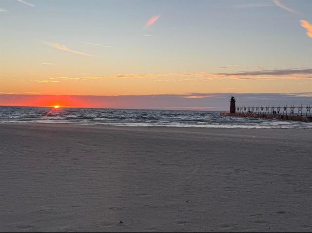5223 Seawall Court, South Haven, MI 49090