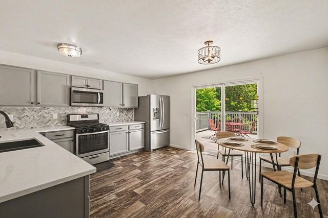 5223 Seawall Court, South Haven, MI 49090