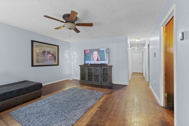 106 Buyck Street, Saint Matthews, SC 29135