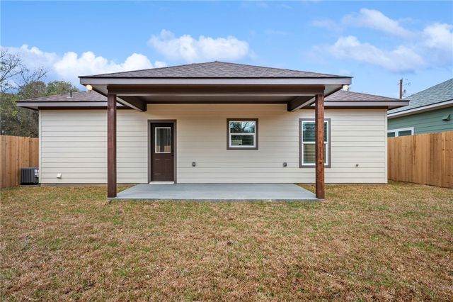 511 Hall Street, Bryan, TX 77803