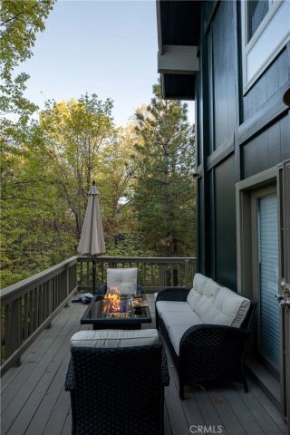 1145 Voltaire, Lake Arrowhead, CA 92352