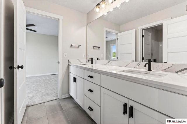 1516 S 210th Street, Omaha, NE 68022