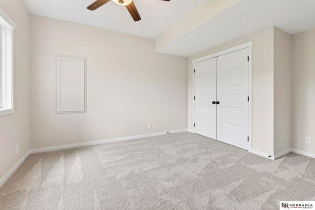 1516 S 210th Street, Omaha, NE 68022