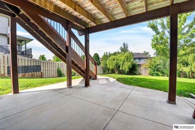 1516 S 210th Street, Omaha, NE 68022