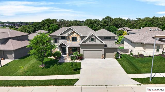1516 S 210th Street, Omaha, NE 68022