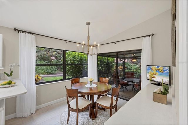 7254 OAK MOSS DRIVE 72, Sarasota, FL 34241