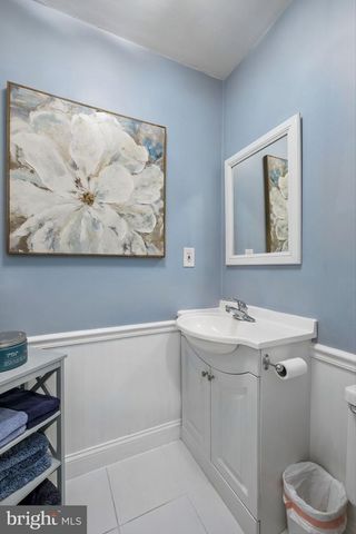 10 MONROE WAY, Newtown, PA 18940