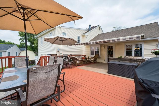 10 MONROE WAY, Newtown, PA 18940