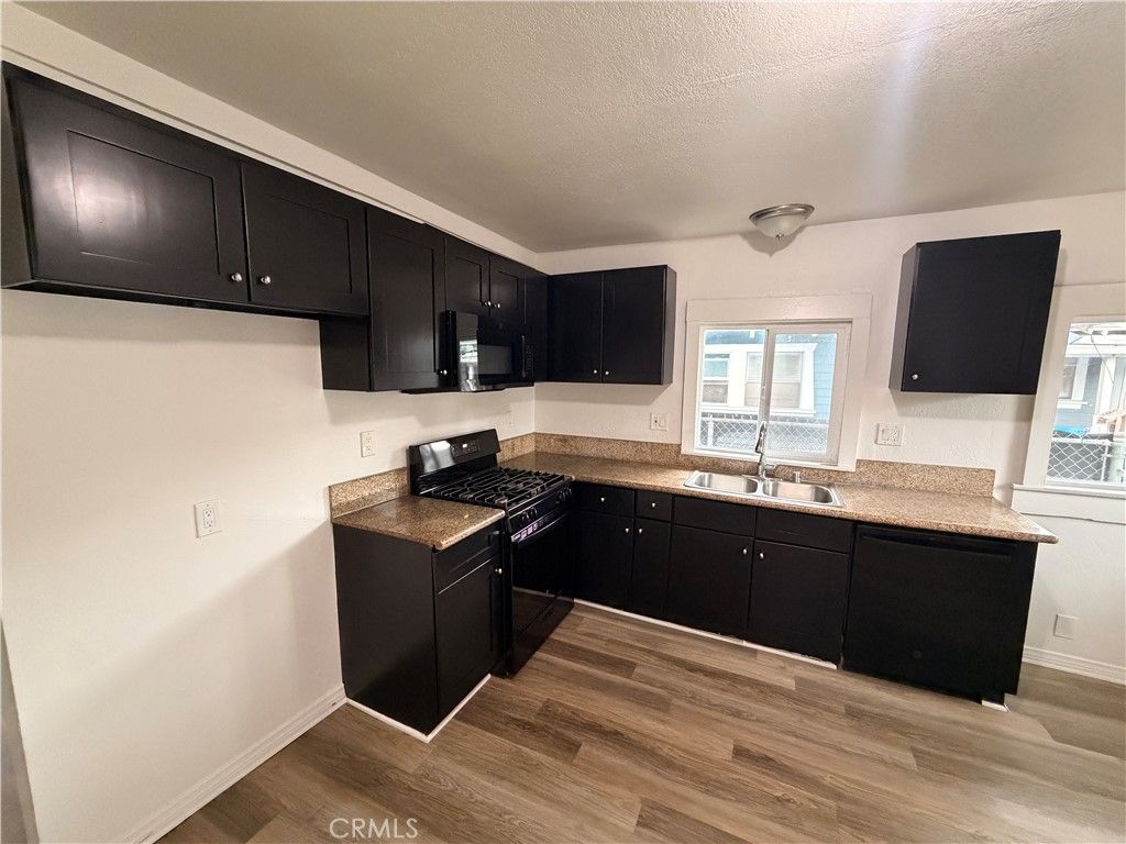 3415 Mont Clair, Los Angeles, CA 90018 — photo 5
