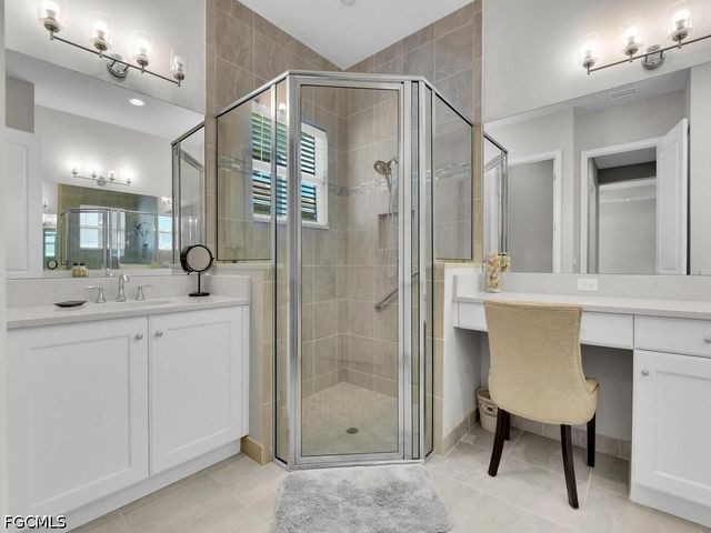 28426 Montecristo LOOP, Bonita Springs, FL 34135
