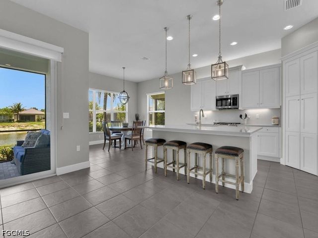 28426 Montecristo LOOP, Bonita Springs, FL 34135