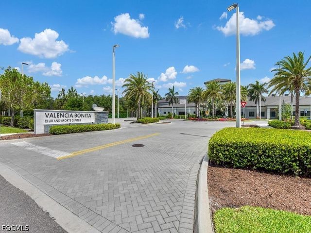 28426 Montecristo LOOP, Bonita Springs, FL 34135