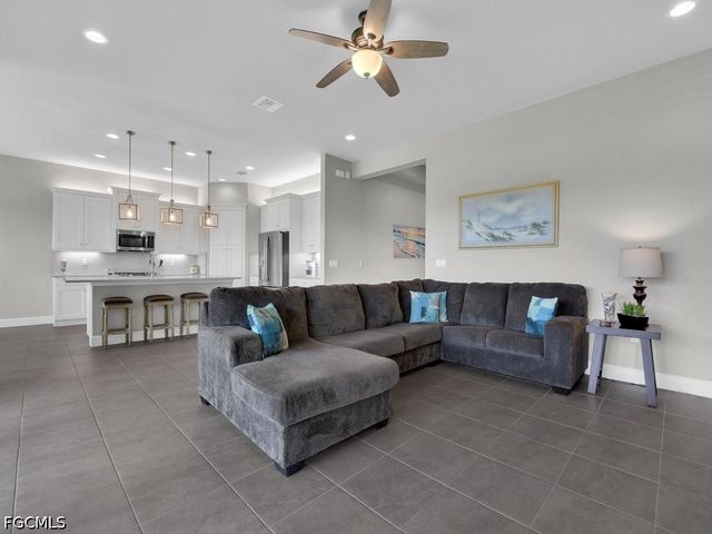 28426 Montecristo LOOP, Bonita Springs, FL 34135