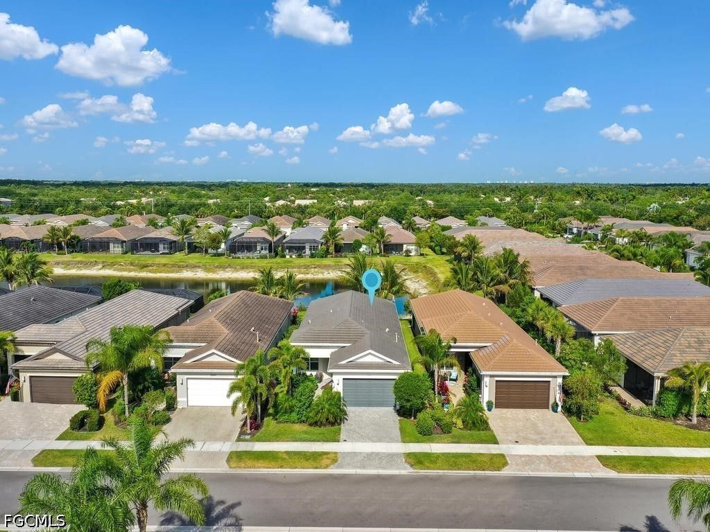 28426 Montecristo LOOP, Bonita Springs, FL 34135