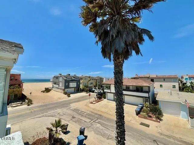 108 Los Feliz Street, Oxnard, CA 93035