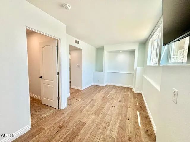 108 Los Feliz Street, Oxnard, CA 93035