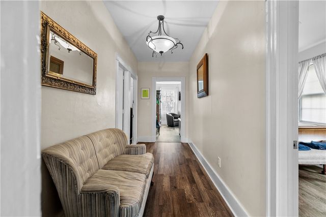 8 Franklin Street 3, Newport, RI 02840
