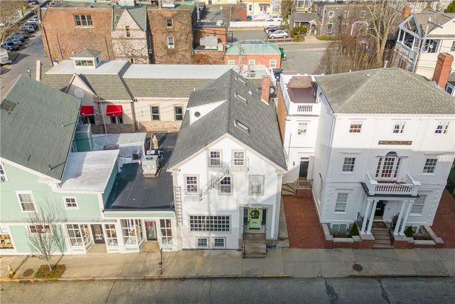 8 Franklin Street 3, Newport, RI 02840