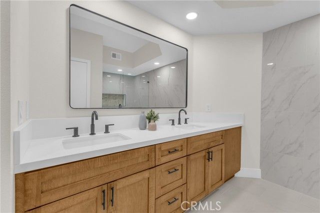 280 Vista Royale Circle, Palm Desert, CA 92211