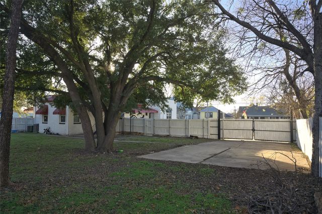 2514 Henry Street, Greenville, TX 75401